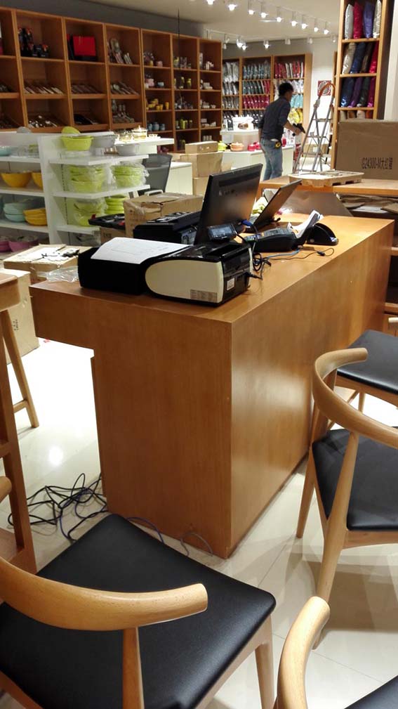 紅星美凱龍展示柜