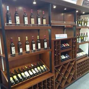 哈爾濱鐵木結構酒柜展示柜